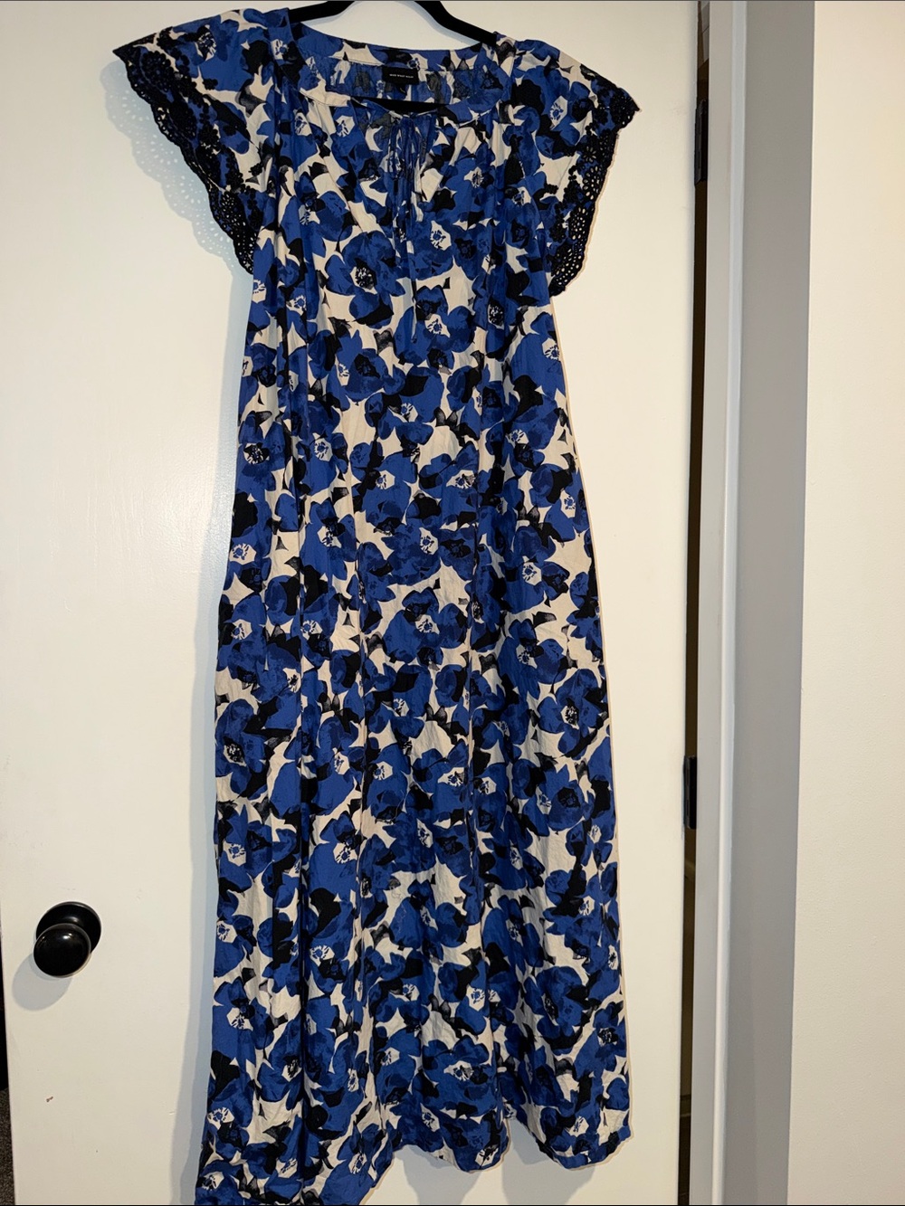Who What Floral Maxi Dress with Crochet Sleeves Size Large